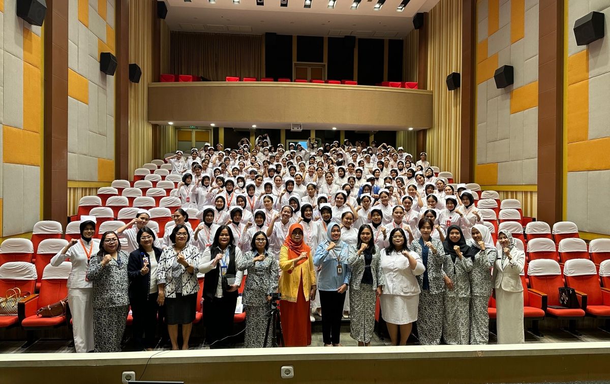 20240703 064647 webinar nasional kebidanan st bhinneka bahas peran bidan hadapi perubahan iklim